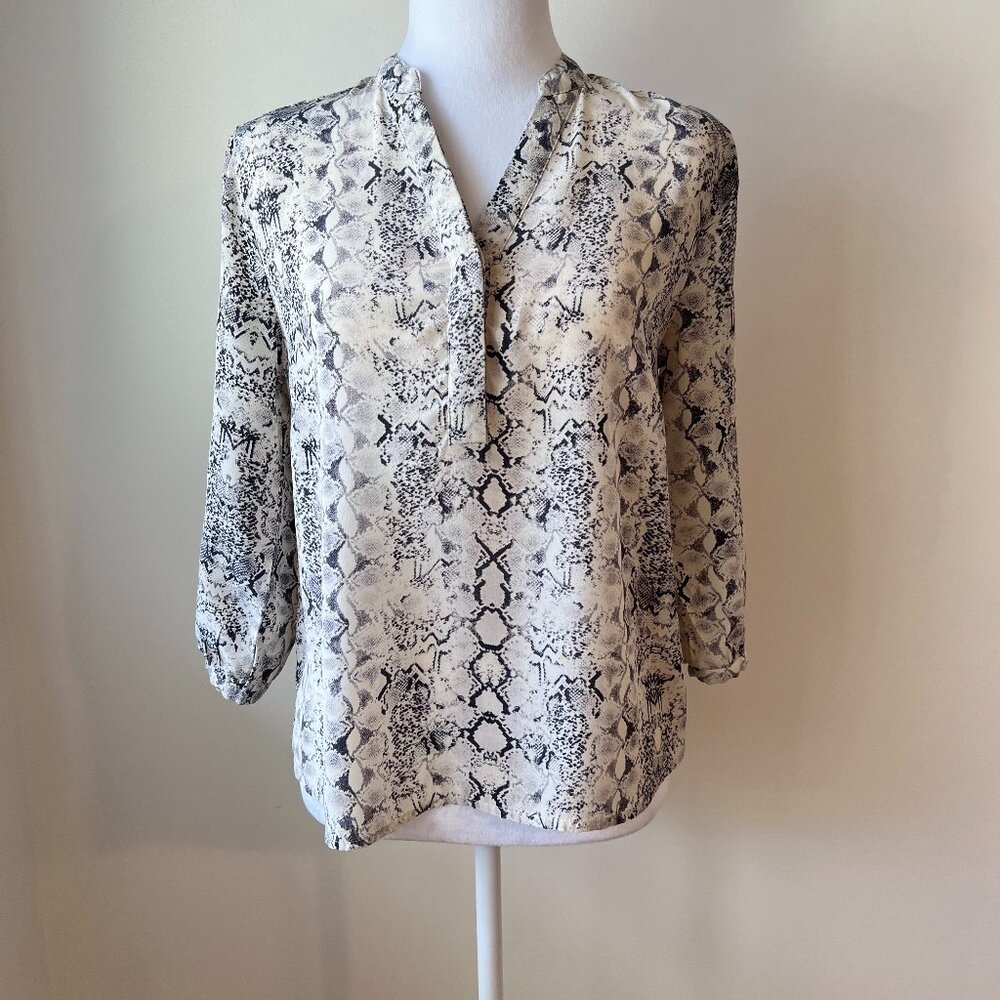 Lux & Chic Cynthia Rowley 100%  Silk Button-Front Tunic | Cream Snake Print | S